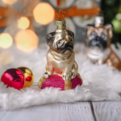 Новогодняя игрушка "Мопс" 9,5 см