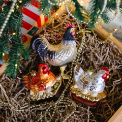Новогодняя игрушка "Петух черно-белый"