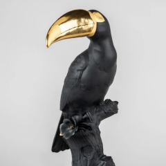 Статуэтка "Тукан. Черный с золотом" 38х19х28 см