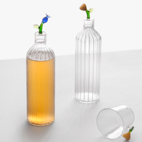 Бутылка "Синий цветок" Botanica 1 л