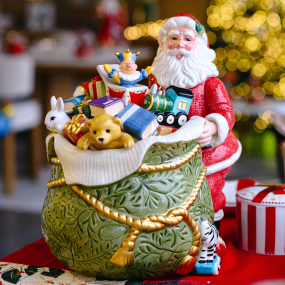 Фигурка "Санта с мешком подарков" 34 см