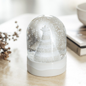 Фигурка "Рождественская ель под куполом" Winter Glow 13 см