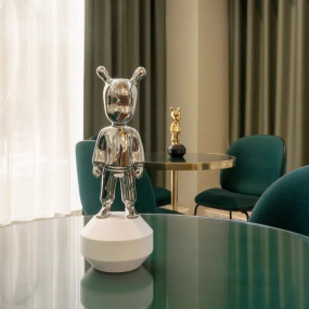 Статуэтка The Silver Guest 30х11х11 см