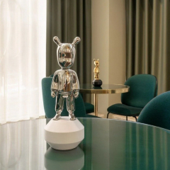 Статуэтка The Silver Guest 30х11х11 см