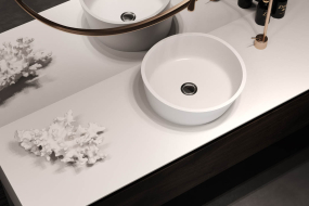 Раковина Holbi Almatea SR 42x42, из Soft Rock, белая матовая, с клапаном