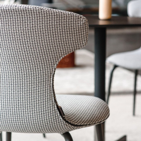 Стул Poltrona Frau Montera Mas