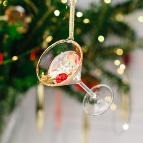 Новогодняя игрушка "Коктейль с вишней" 11 см