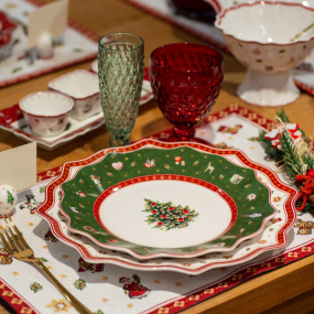 Тарелка салатная Toy's Delight 24 см, зеленая