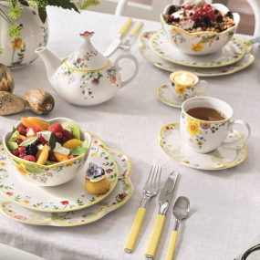 Тарелка столовая "Цветок" Spring Awakening 27 см