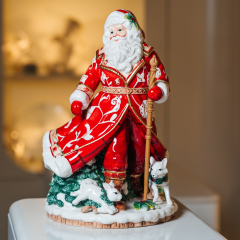 Фигурка "Санта в красном пальто" 47 см