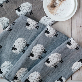 Скатерть-дорожка Fluffys Gang 40х93 см, цвет серебро