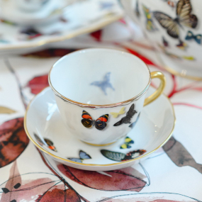 Чашка чайная с блюдцем Butterfly Parade 239 мл